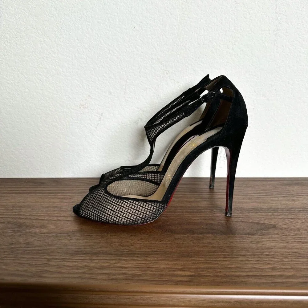 ❤️SOLD❤️Christian Louboutin Heels - Picture 7 of 12